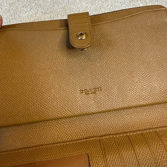 Coach Tech Phone Cream Leather Wallet - Picture 6 of 12